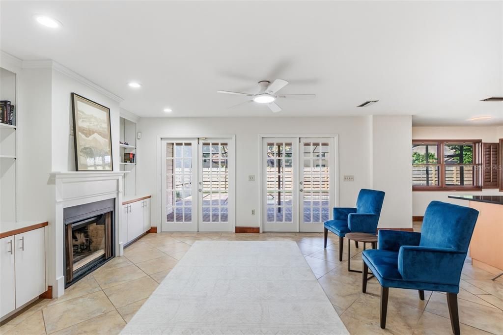 For Sale: $1,195,000 (3 beds, 2 baths, 2558 Square Feet)