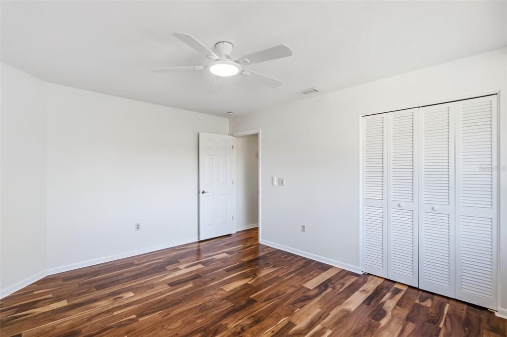 For Sale: $1,195,000 (3 beds, 2 baths, 2558 Square Feet)