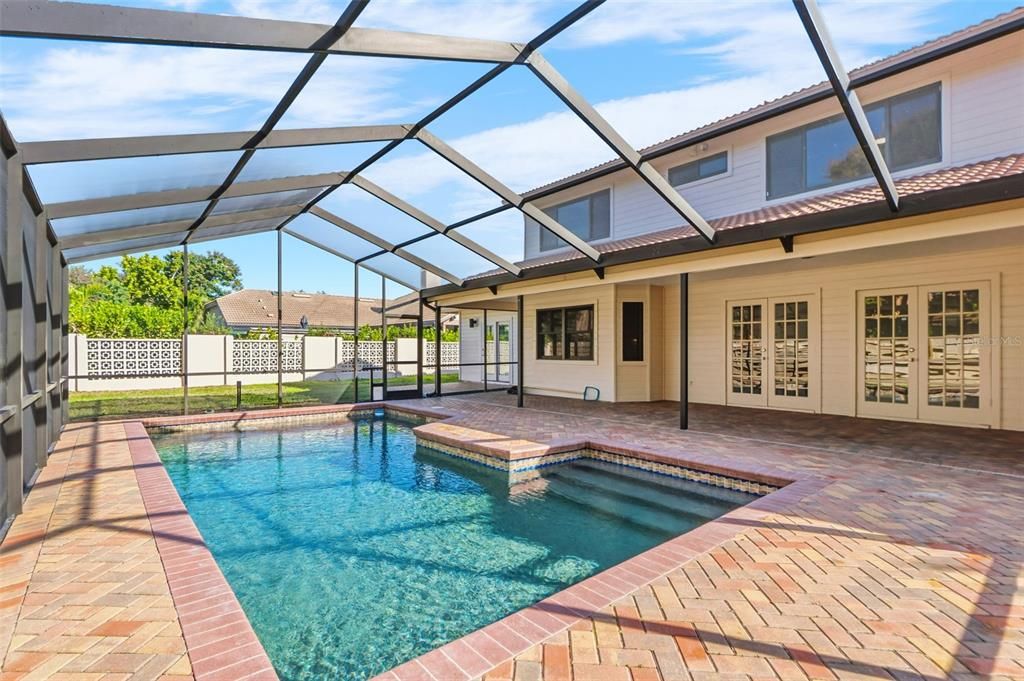 For Sale: $1,195,000 (3 beds, 2 baths, 2558 Square Feet)