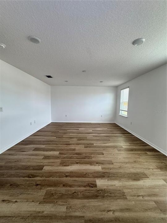 На продажу: $365,990 (5 спален, 3 ванн, 2362 Квадратных фут)