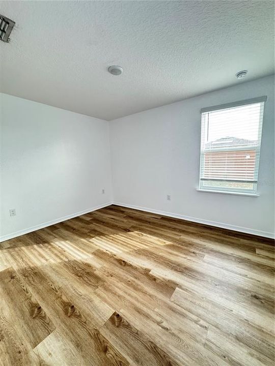 На продажу: $365,990 (5 спален, 3 ванн, 2362 Квадратных фут)