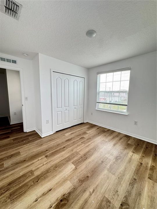 На продажу: $365,990 (5 спален, 3 ванн, 2362 Квадратных фут)