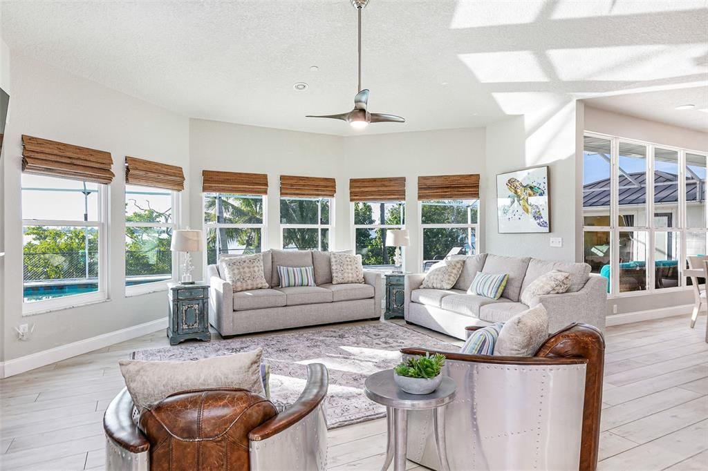 待售: $2,700,000 (4 贝兹, 4 浴室, 4021 平方英尺)