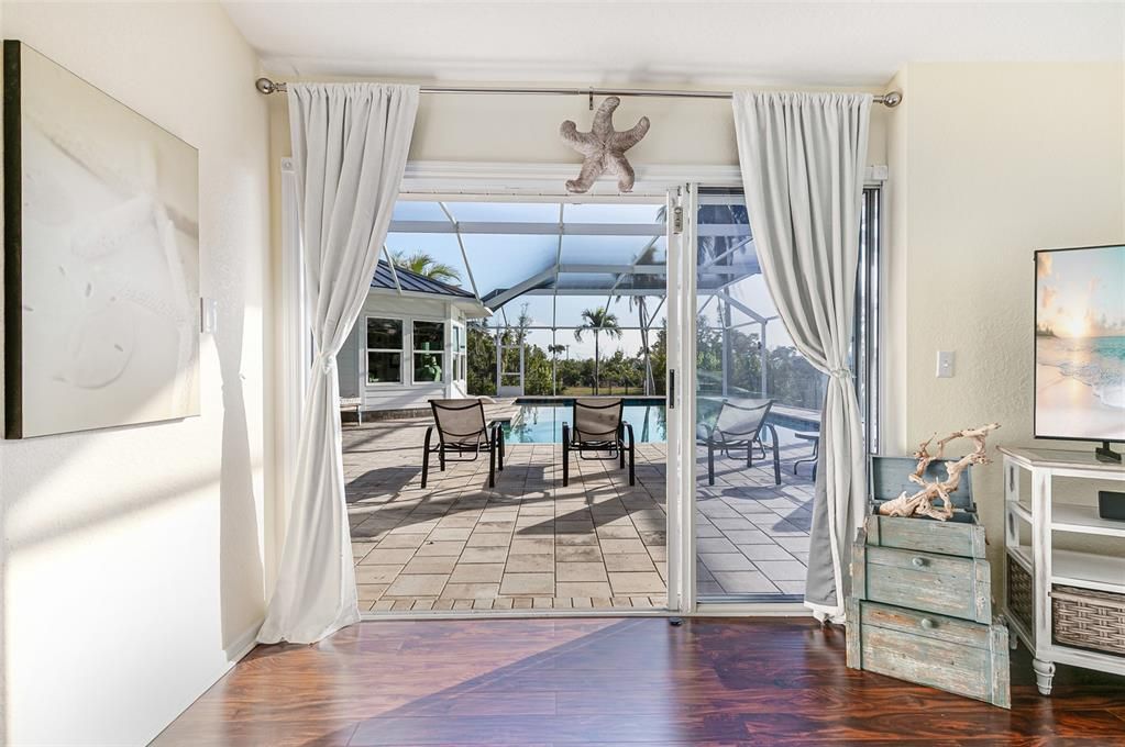 待售: $2,700,000 (4 贝兹, 4 浴室, 4021 平方英尺)