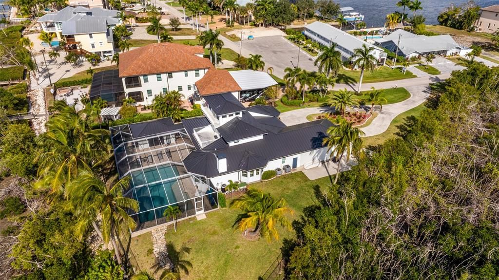 待售: $2,700,000 (4 贝兹, 4 浴室, 4021 平方英尺)