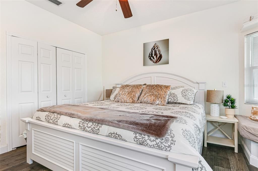 待售: $2,700,000 (4 贝兹, 4 浴室, 4021 平方英尺)