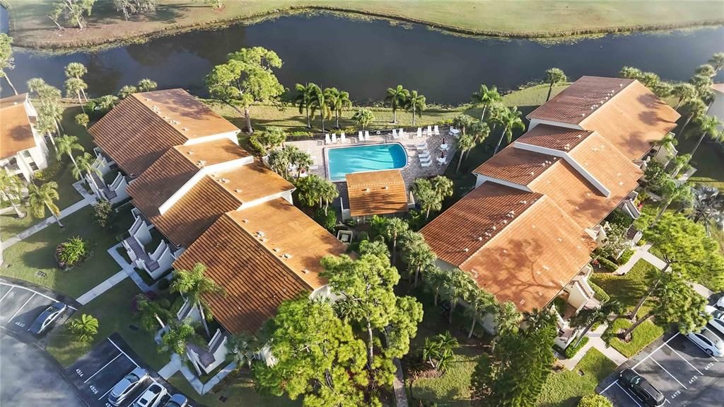 En Venta: $274,995 (2 camas, 2 baños, 1072 Pies cuadrados)