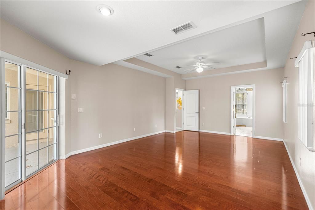 For Sale: $369,000 (3 beds, 2 baths, 2150 Square Feet)