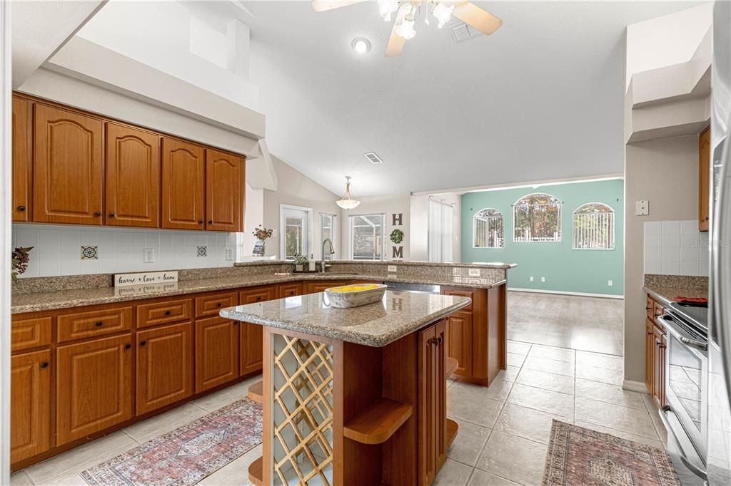 For Sale: $369,000 (3 beds, 2 baths, 2150 Square Feet)