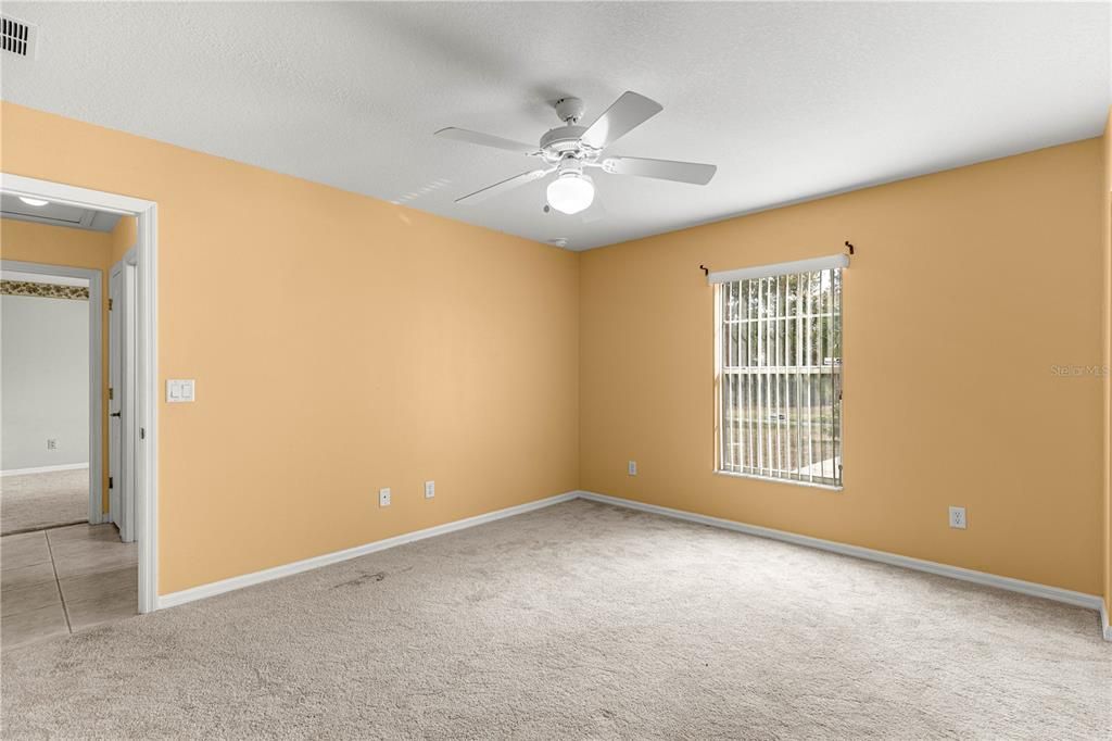 For Sale: $369,000 (3 beds, 2 baths, 2150 Square Feet)