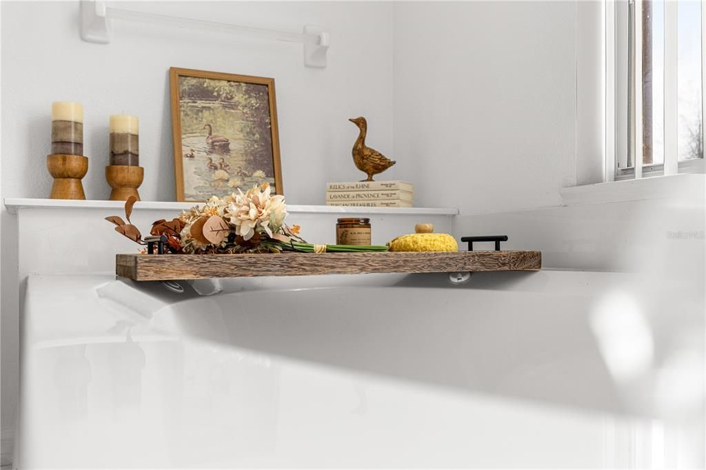 For Sale: $369,000 (3 beds, 2 baths, 2150 Square Feet)