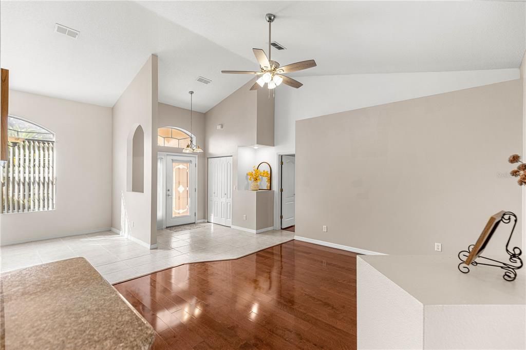 For Sale: $369,000 (3 beds, 2 baths, 2150 Square Feet)