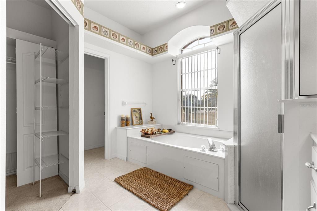 For Sale: $369,000 (3 beds, 2 baths, 2150 Square Feet)