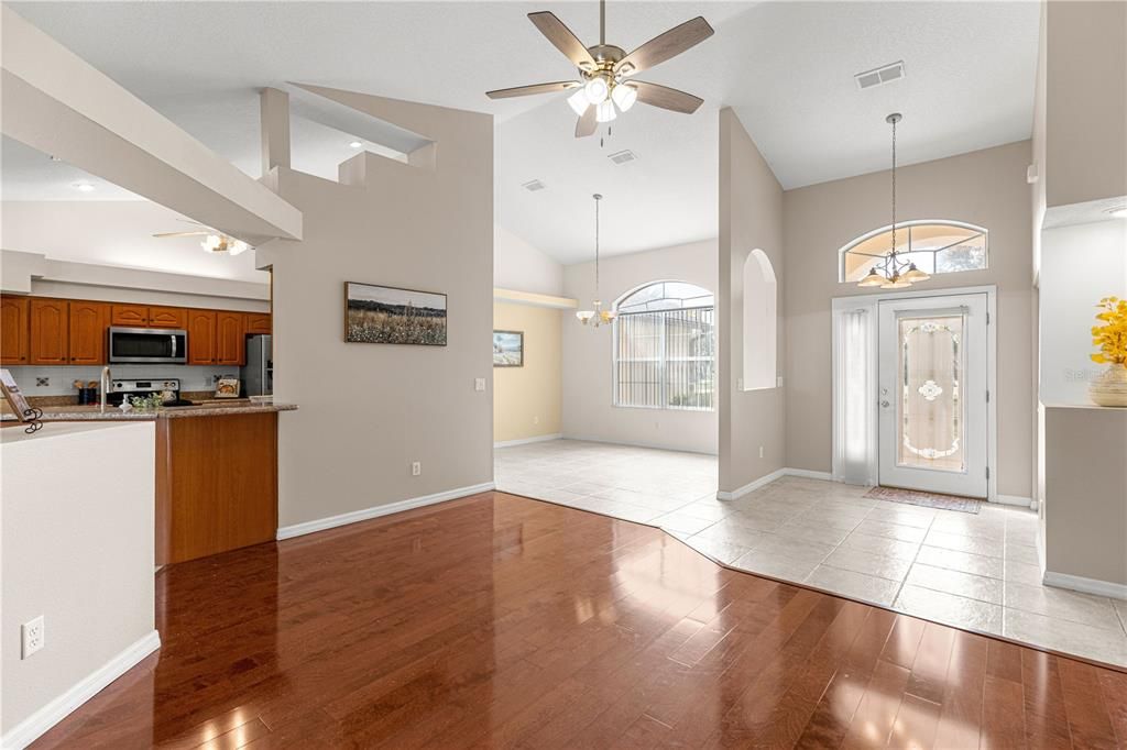 For Sale: $369,000 (3 beds, 2 baths, 2150 Square Feet)