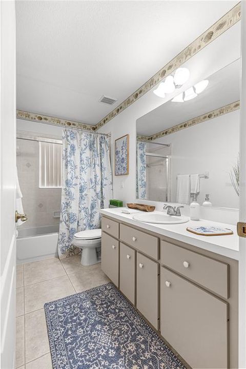 For Sale: $369,000 (3 beds, 2 baths, 2150 Square Feet)