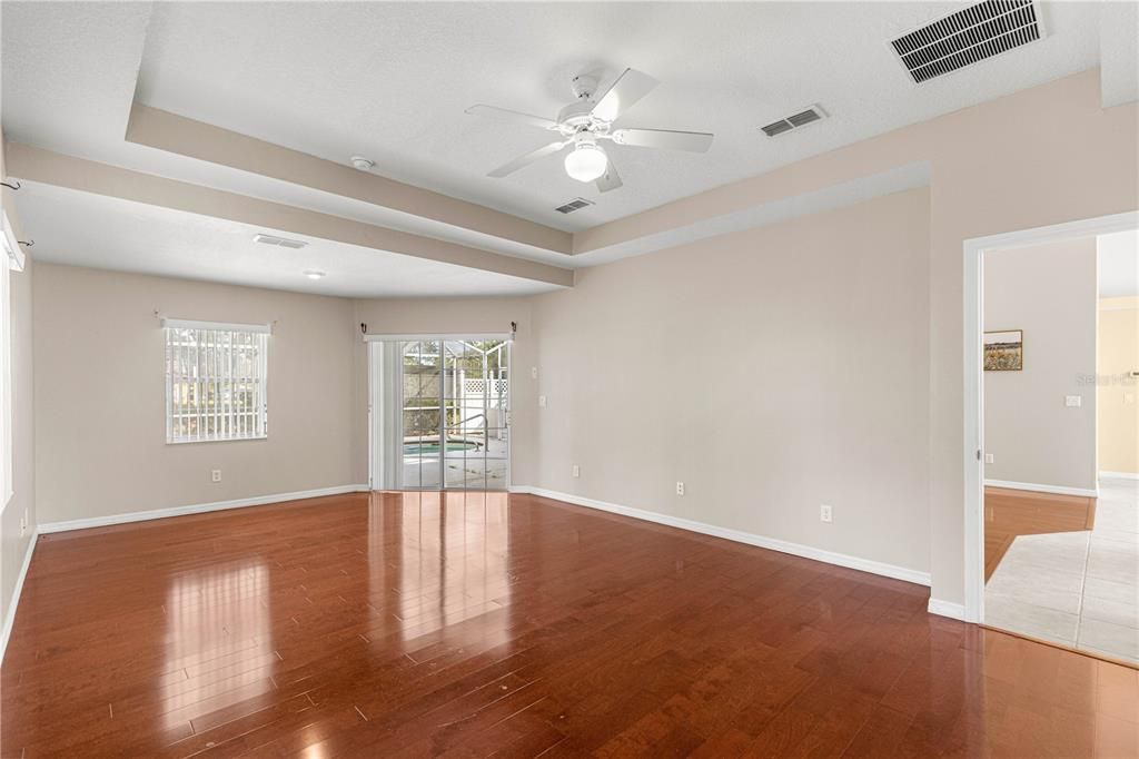 For Sale: $369,000 (3 beds, 2 baths, 2150 Square Feet)