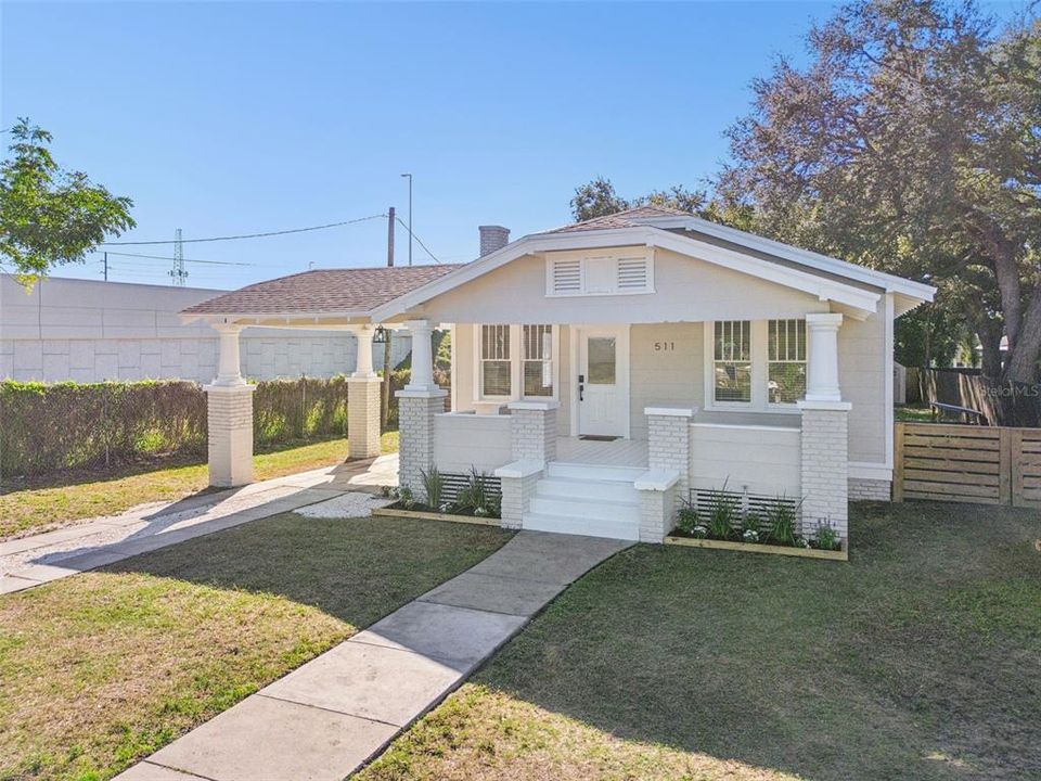 En Venta: $450,000 (3 camas, 2 baños, 1104 Pies cuadrados)