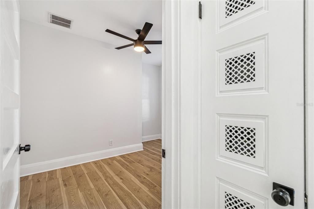 En Venta: $450,000 (3 camas, 2 baños, 1104 Pies cuadrados)