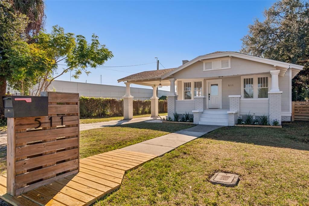 En Venta: $450,000 (3 camas, 2 baños, 1104 Pies cuadrados)