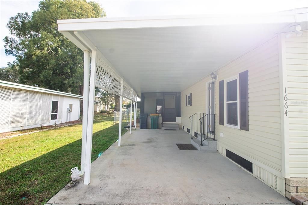 Active With Contract: $215,000 (3 beds, 2 baths, 1620 Square Feet)
