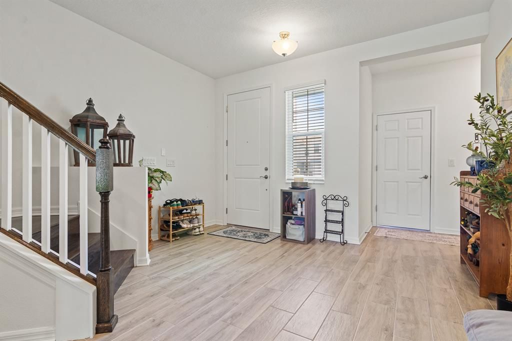 待售: $395,000 (3 贝兹, 2 浴室, 1910 平方英尺)