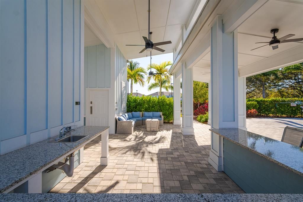 待售: $395,000 (3 贝兹, 2 浴室, 1910 平方英尺)