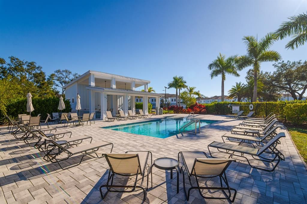 待售: $395,000 (3 贝兹, 2 浴室, 1910 平方英尺)