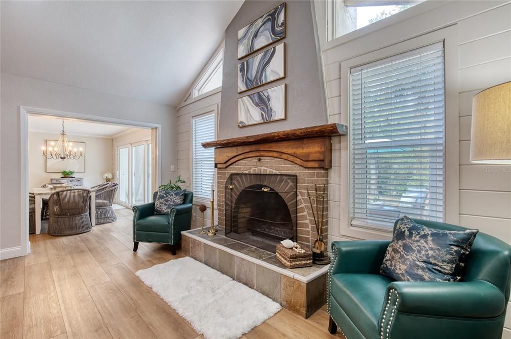 For Sale: $649,999 (4 beds, 2 baths, 2803 Square Feet)