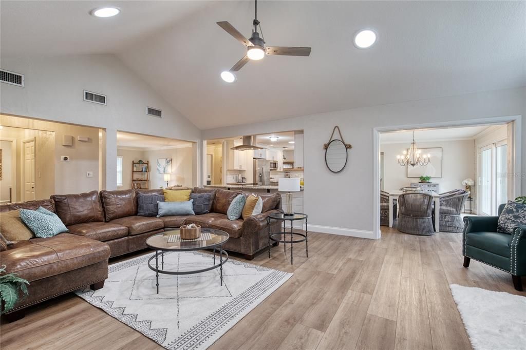 For Sale: $649,999 (4 beds, 2 baths, 2803 Square Feet)