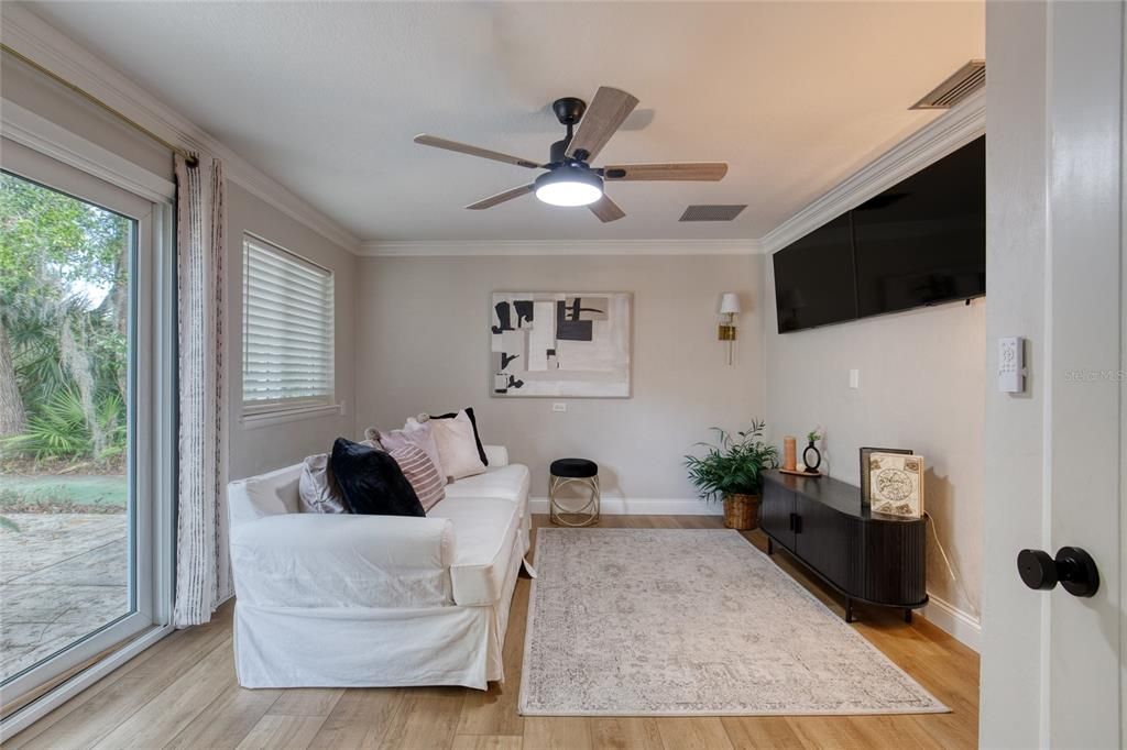 For Sale: $649,999 (4 beds, 2 baths, 2803 Square Feet)