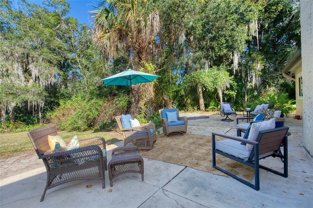 For Sale: $649,999 (4 beds, 2 baths, 2803 Square Feet)