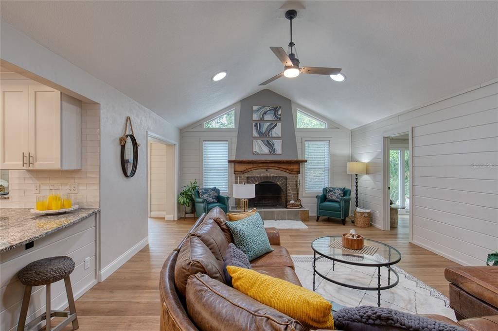 For Sale: $649,999 (4 beds, 2 baths, 2803 Square Feet)