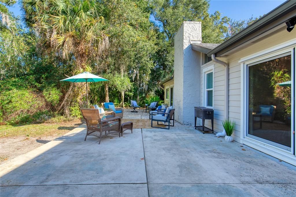 For Sale: $649,999 (4 beds, 2 baths, 2803 Square Feet)