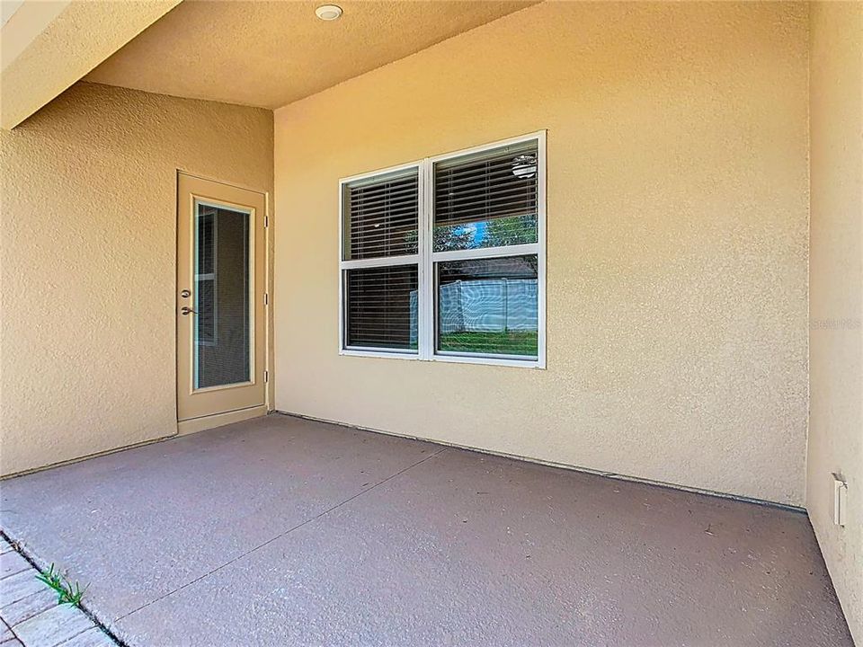For Rent: $2,190 (3 beds, 2 baths, 1521 Square Feet)