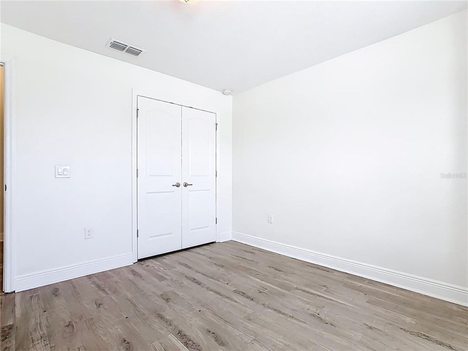 For Rent: $2,190 (3 beds, 2 baths, 1521 Square Feet)