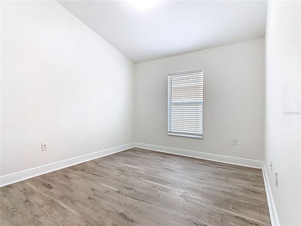 For Rent: $2,190 (3 beds, 2 baths, 1521 Square Feet)