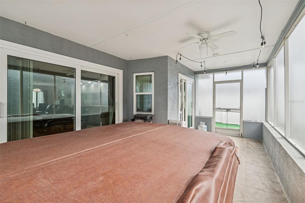 For Sale: $409,000 (3 beds, 2 baths, 1880 Square Feet)