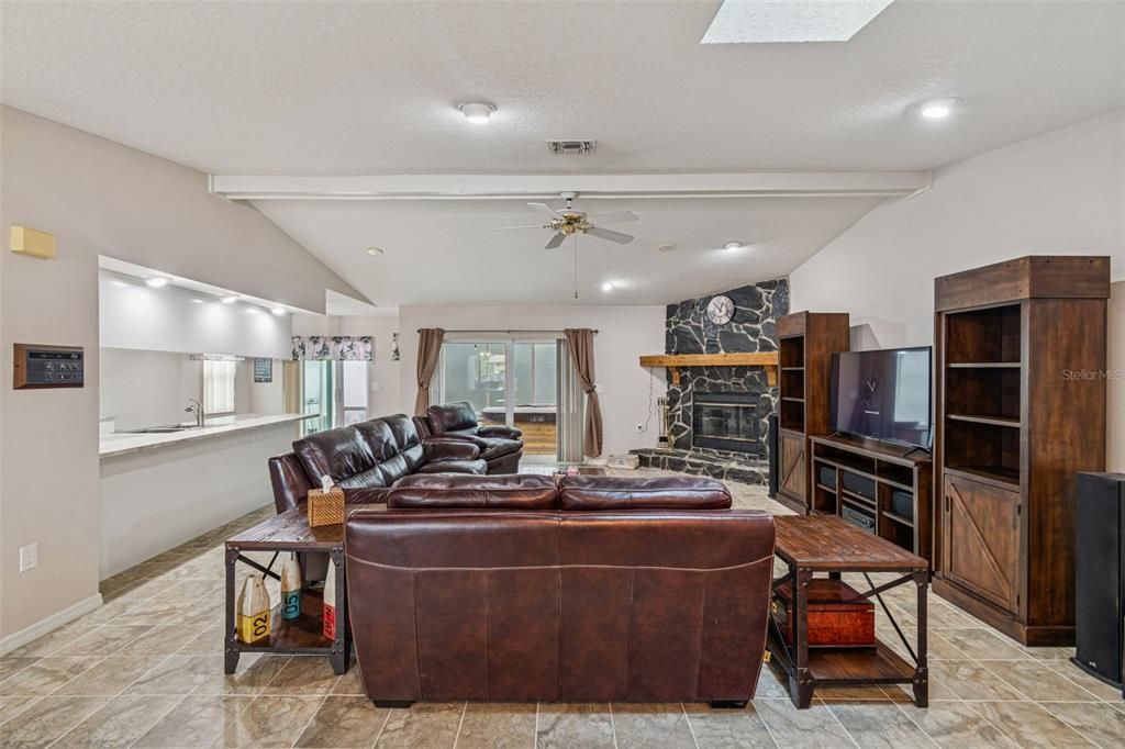 For Sale: $409,000 (3 beds, 2 baths, 1880 Square Feet)