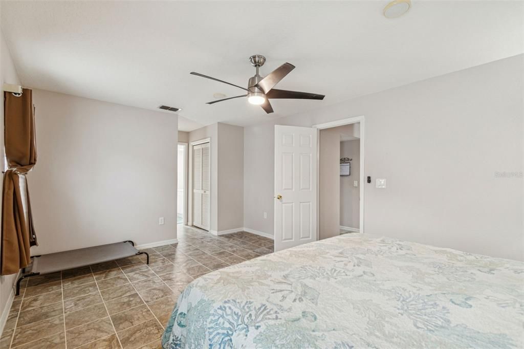 For Sale: $409,000 (3 beds, 2 baths, 1880 Square Feet)