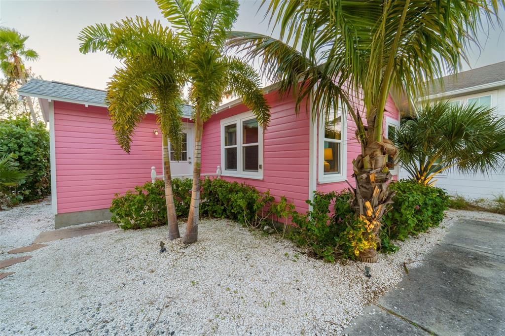 En Venta: $995,000 (1 camas, 1 baños, 698 Pies cuadrados)