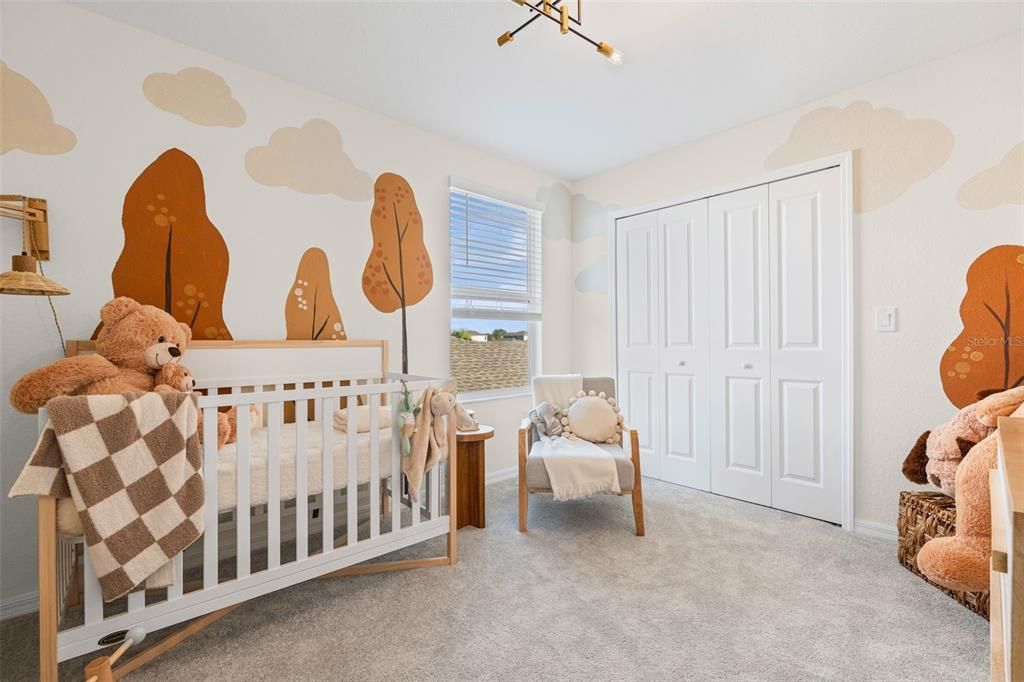 For Sale: $475,000 (5 beds, 3 baths, 3231 Square Feet)