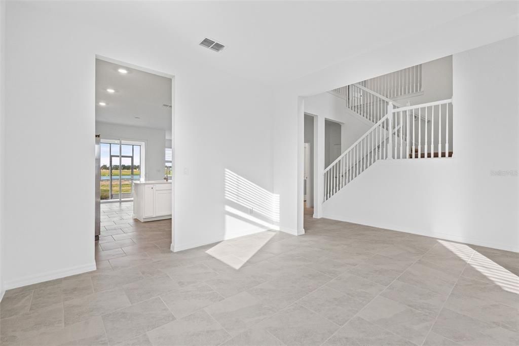 For Sale: $475,000 (5 beds, 3 baths, 3231 Square Feet)