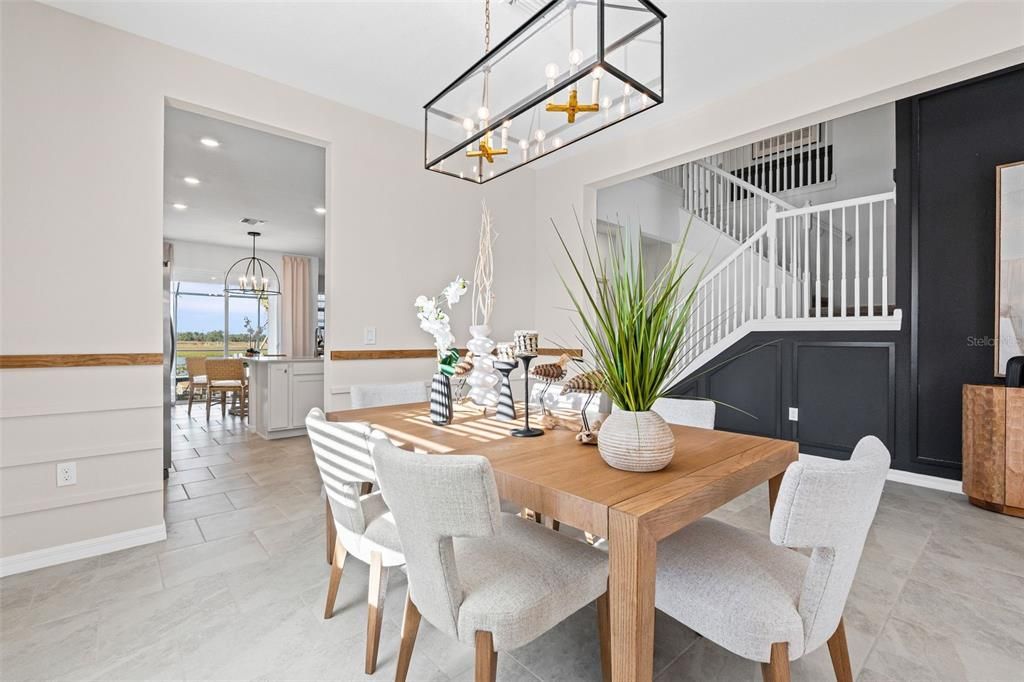 For Sale: $475,000 (5 beds, 3 baths, 3231 Square Feet)