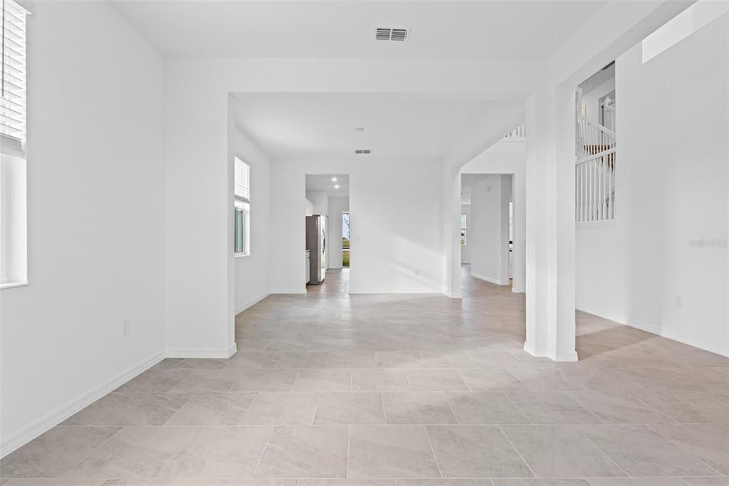 For Sale: $475,000 (5 beds, 3 baths, 3231 Square Feet)