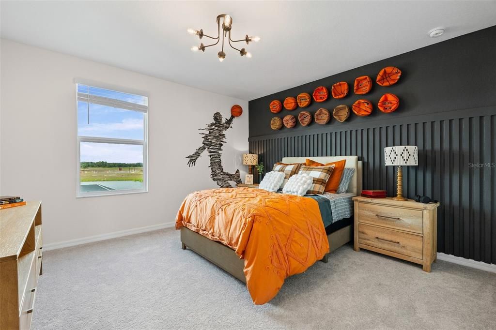 For Sale: $475,000 (5 beds, 3 baths, 3231 Square Feet)