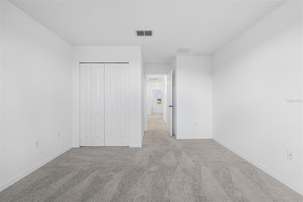 For Sale: $475,000 (5 beds, 3 baths, 3231 Square Feet)