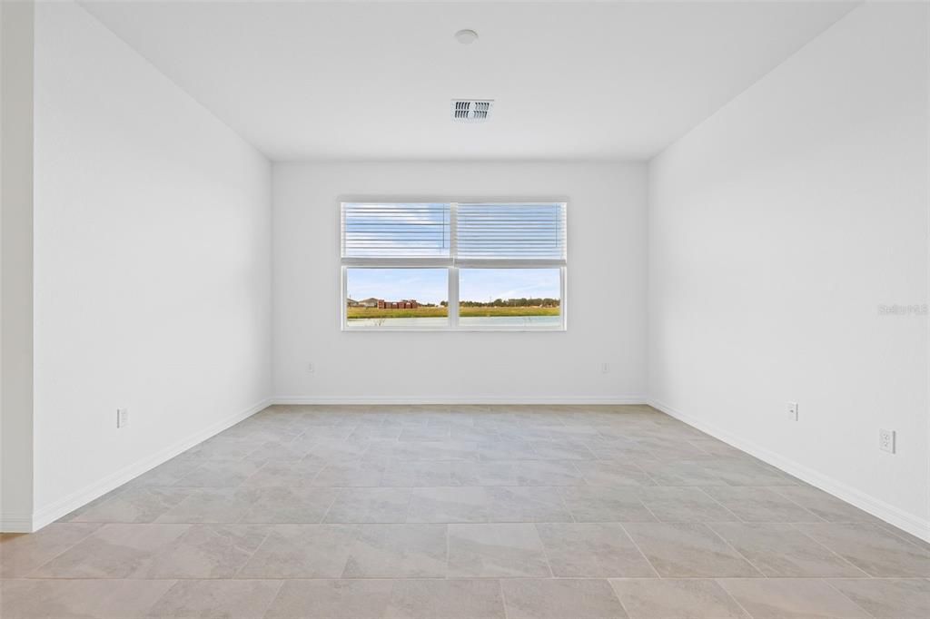 For Sale: $475,000 (5 beds, 3 baths, 3231 Square Feet)