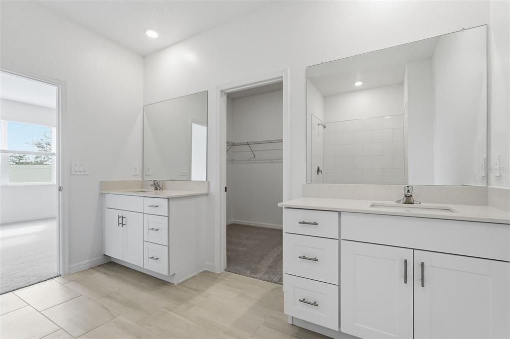 出租: $2,400 (3 贝兹, 2 浴室, 1951 平方英尺)