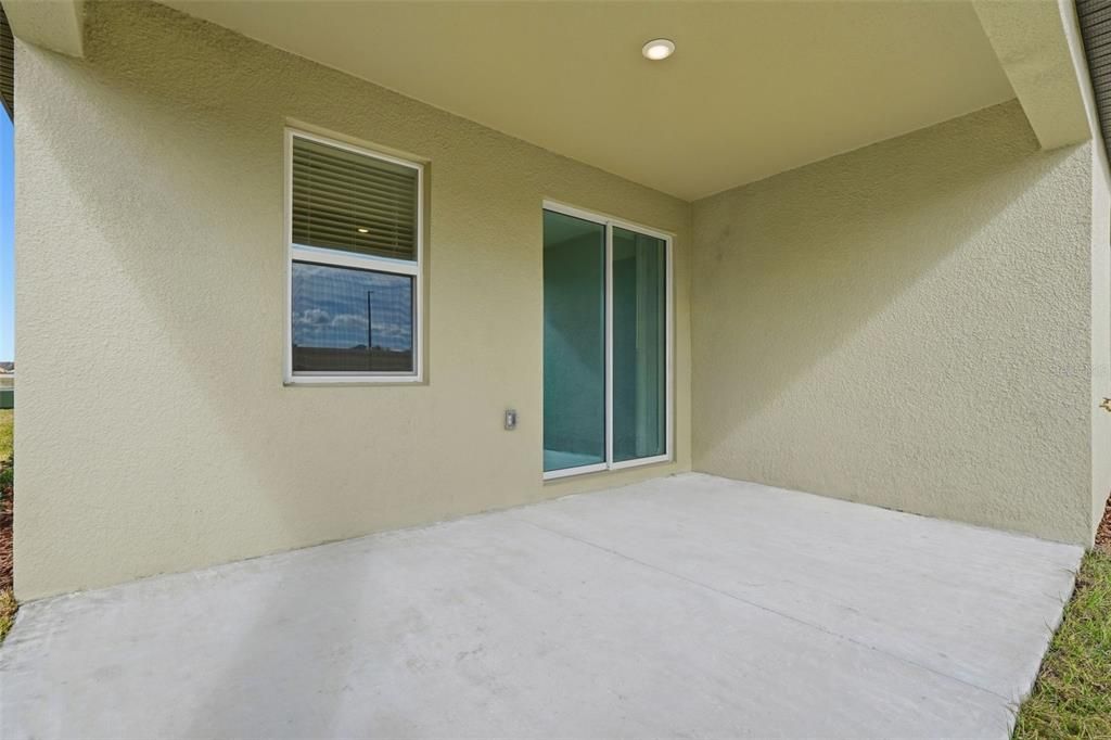 出租: $2,400 (3 贝兹, 2 浴室, 1951 平方英尺)