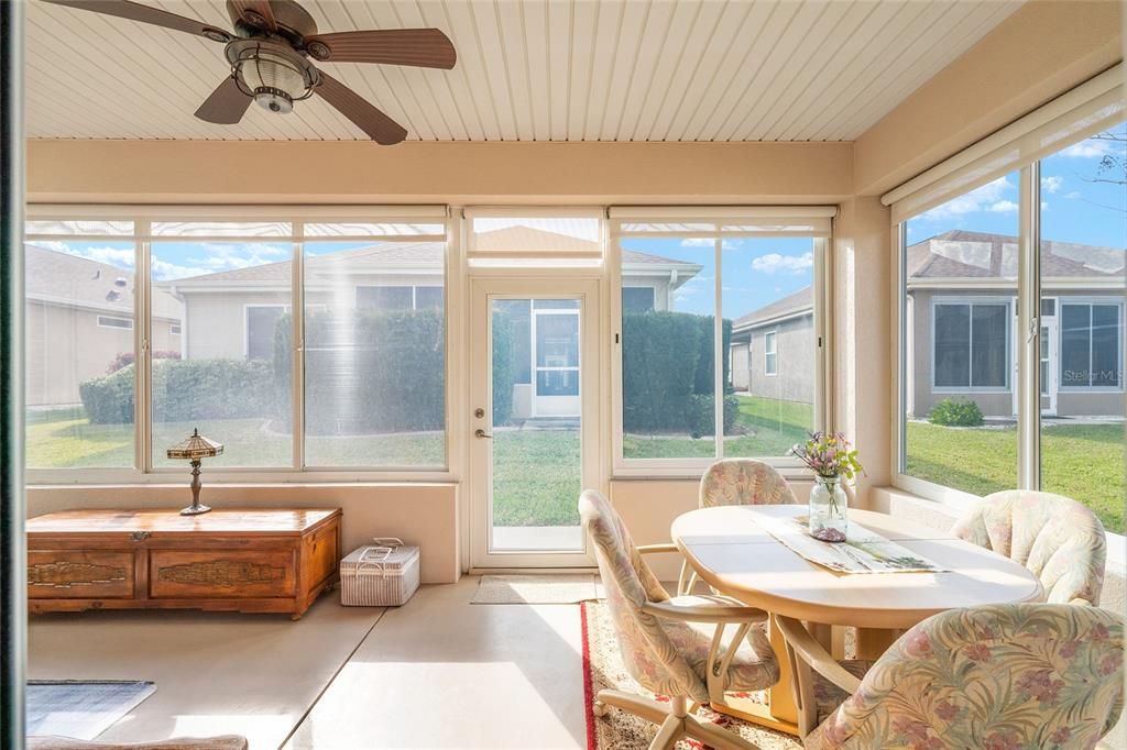 En Venta: $259,000 (2 camas, 2 baños, 1257 Pies cuadrados)